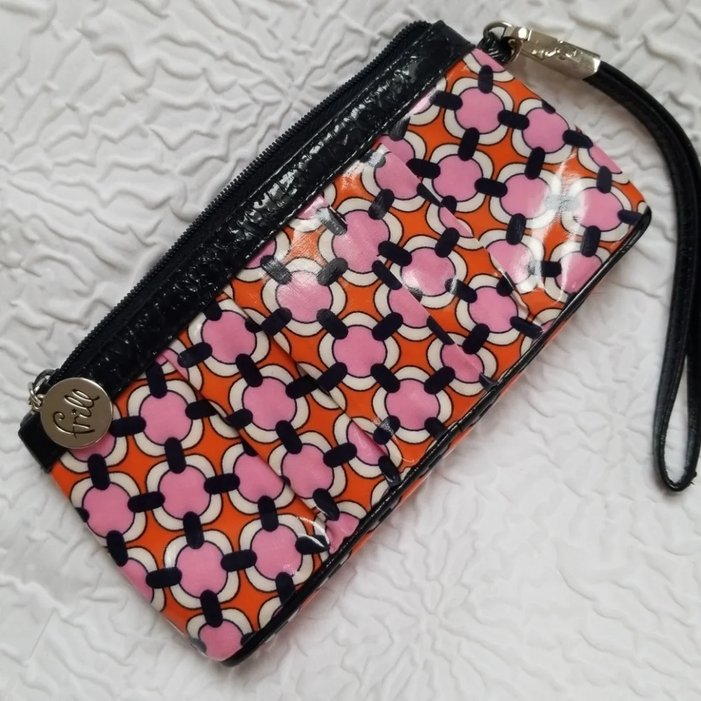 Vera Bradley Frill Geometric Wristlet - Picture 8 of 8